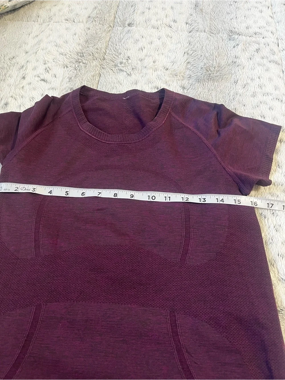 Lululemon Swiftly Tech Dark Purple Short Sleeve Top Women’s Size 8